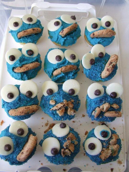 Cookie-Monster-Cupcakes.jpg