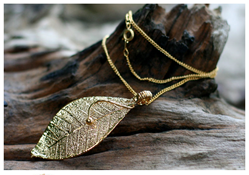 Novica-Leaf-Necklace