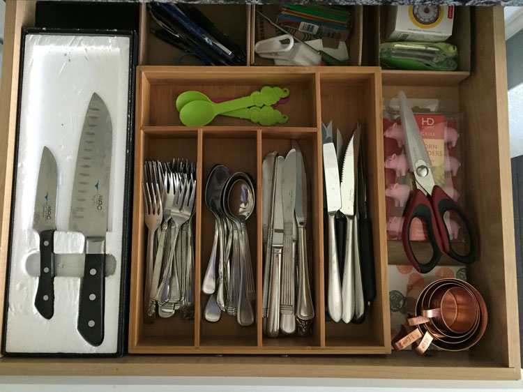 Silverware-drawer-organizer